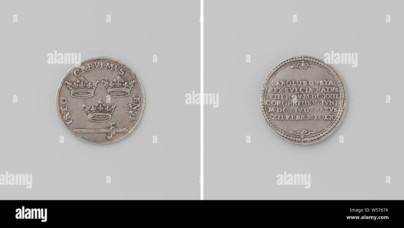 Décès de Charles X Gustaaf, Roi de Suède, médaille d'argent. Avers : trois couronnes au-dessus de l'horizontale au sein de l'épée de la circonférence. La marche arrière : l'inscription à l'intérieur de couronne de laurier, Karel X Gustaaf (roi de Suède), anonyme, 1660, Palais de Karlberg, argent (métal), frappant (métallurgie), d 3,2 cm × W 8,77 Banque D'Images