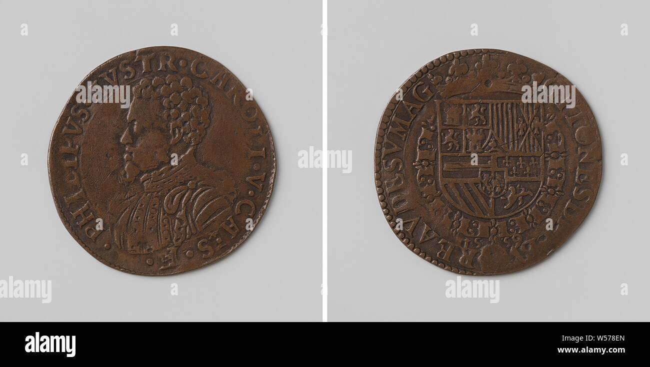Philippe II, roi d'Espagne, comptant médaille de l'office du Roi, médaille de cuivre. A l'avant : le buste de l'homme à l'intérieur de l'intérieur. Inverse : blason couronné, suspendu à l'ordre de la Toison d'au-dessus de l'année au sein de l'inscription, Philippe II (Roi d'Espagne), anonyme, 1559, cuivre (métal), frappant (métallurgie), d 2,9 cm × w 3.58 Banque D'Images