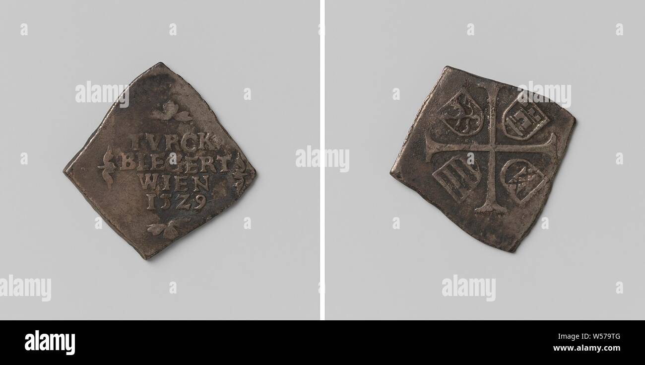 Siège de Vienne par les Turcs, d'urgence irrégulières monnaie. A l'avant : l'inscription entre les fleurons. Inverse : croix, entre les bras de la croix quatre blasons, Vienne, anonyme, 1529, de l'argent (métal), frappant (métallurgie), h 2,4 cm × 2.3 cm × w w 3.5 Banque D'Images