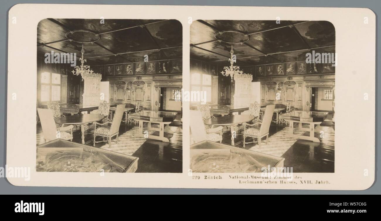 Intérieur d'une maison du 17ème siècle dans le Landesmuseum de Zurich Zurich. Musée national : Zimmer des Lochmann'schen rond, XVII. Jahrhundert (titre sur l'objet), de l'intérieur, la représentation d'un bâtiment, exposition permanente, musée, Neue Photographische Gesellschaft (mentionné sur l'objet), Landesmuseum, 1906, carton, papier photographique, argentique, h 88 mm × W 179 mm Banque D'Images