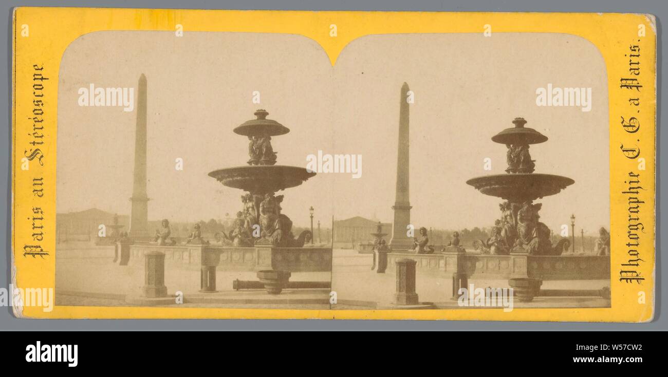 Vue sur la Place de la Concorde à Paris, Paris au Stérécope (titre de la série sur l'objet), carré, place, cirque, etc, l'obélisque, aiguille, fontaine ornementale, Place de la Concorde, Charles Gerard (mentionné sur l'objet), Paris, 1860 - 1870, carton, papier photographique, à l'albumine, h 84 mm × W 175 mm Banque D'Images