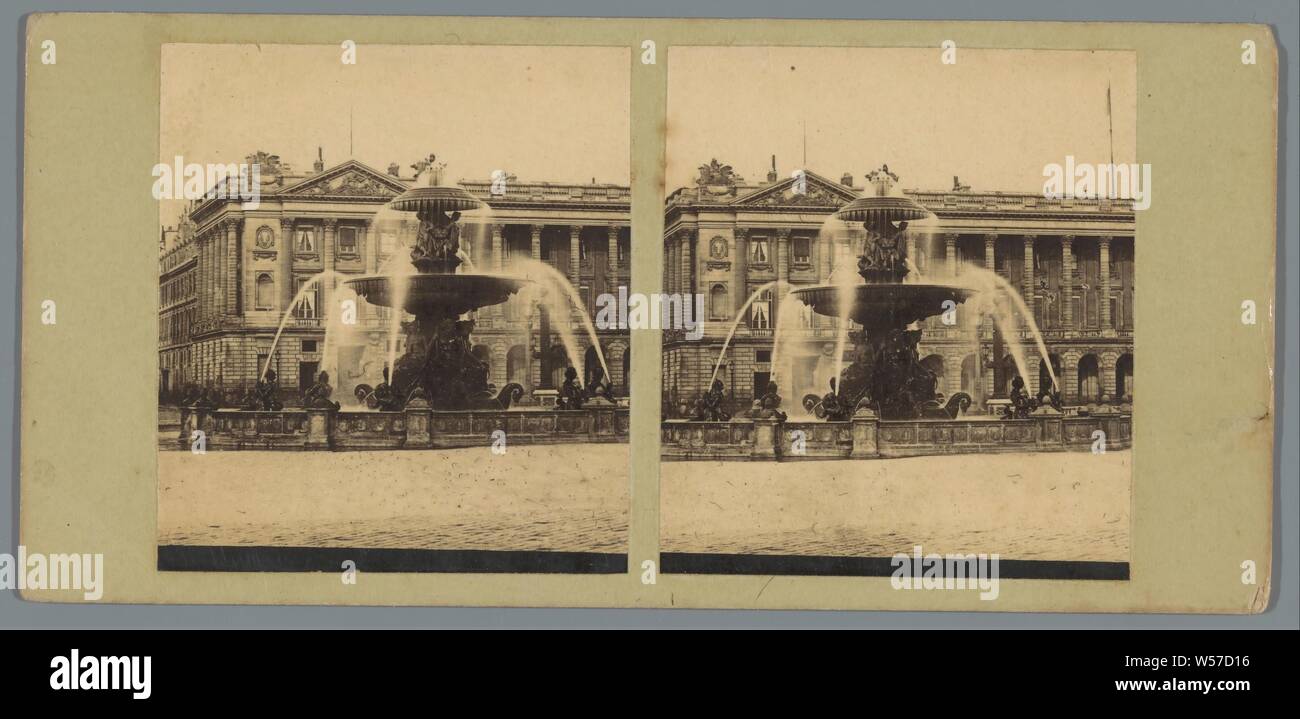 Vue de la Fontaine des Mers probablement sur la Place de la Concorde à Paris, fontaine ornementale, square, place, cirque, etc, de la Place de la Concorde, anonyme, c. 1850 - en août-1857 ou avant, du papier photographique, carton, à l'albumine, h 84 mm × W 177 mm Banque D'Images
