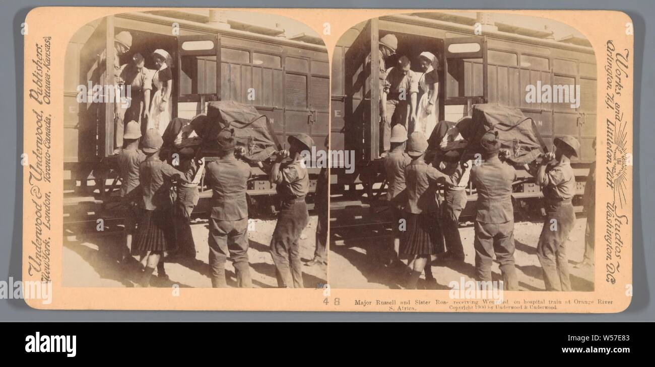 Le Major Russell et Sœur Rose reçoivent des blessés sur la Rivière Orange à l'hôpital, S. Africa, Underwood et Underwood, 1900 Banque D'Images