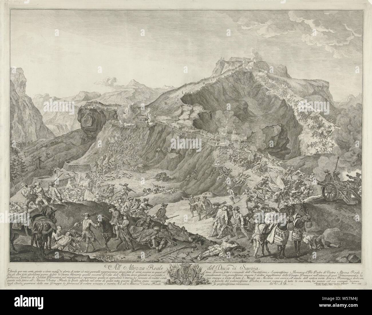 Attaque sur le Colle dell'Assietta mountain fortress, bataille entre les Français et les Piémontais sur le Colle dell'Assietta. Les Français sont chassés de retour de la montagne. Au premier plan, des blessés sont pris en charge et déposés. Un prêtre bénit une personne mourante. Dans la marge, les armoiries du duc de Savoie et d'un cinq-line légende avec une affectation en italien., (militaire) L'attaque (rangs, division de l'armée), de mettre l'ennemi en fuite, le transport des malades, blessés et morts par véhicule, prêtre au lit d'un mourant, l'extrême-onction (variante), Colle dell'Assietta Banque D'Images