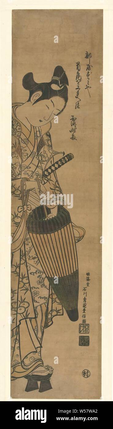 Jeune homme à l'imperméable avec motifs floraux stylisés et à l'épée, l'ouverture d'un parapluie vers le bas., Ishikawa Toyonobu (mentionné sur l'objet), Japon, 1740 - 1745, gravure sur bois, papier couleur, h 694 mm × W 164 mm Banque D'Images