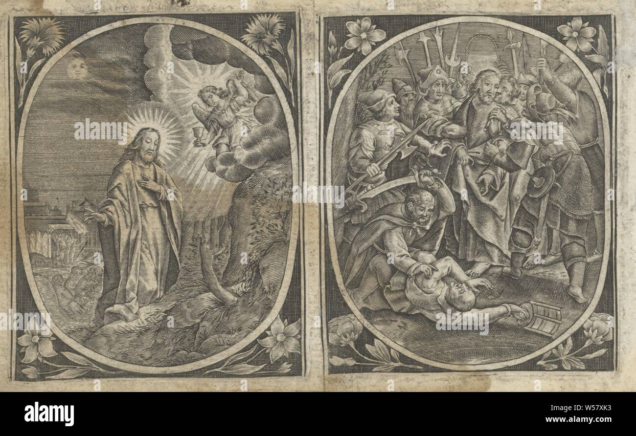 Le Christ au Jardin de Gethsémani Passion du Christ (titre de la série), le Christ prie dans le jardin de Gethsémani. Un ange avec un calice apparaît du ciel. Ses élèves dorment dans l'arrière-plan. Judas entre dans le jardin par la porte et montre que les soldats l'endroit où le Christ prie. Dans un cadre rectangulaire ovale, une fleur dans chaque coin. L'impression est partie d'un album, la prière du Christ au Jardin de Gethsémani pendant la nuit, anonyme, 1576 - 1650, papier, gravure, h 83 mm × w 67 mm Banque D'Images