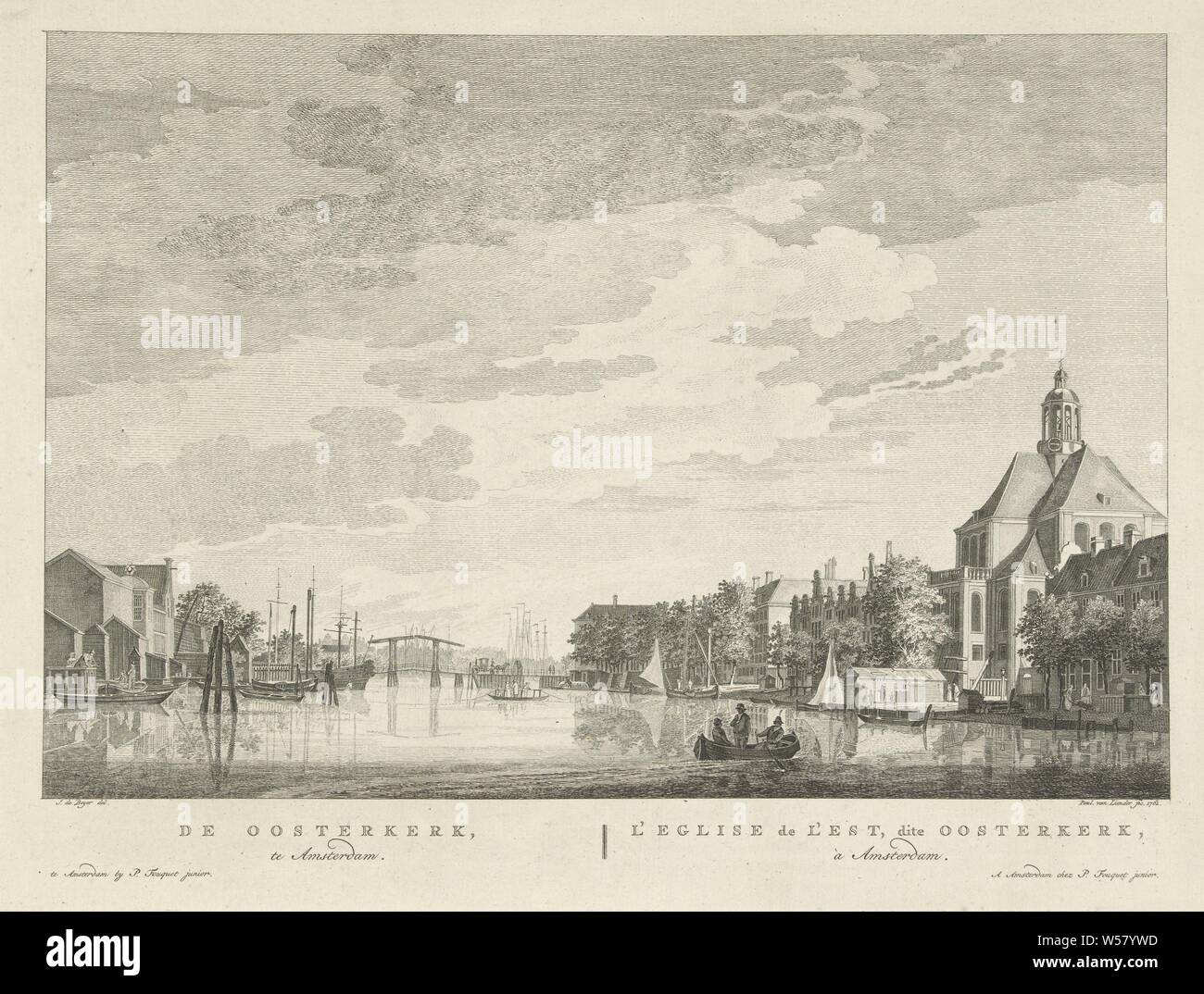 Vue de l'Oosterkerk à Amsterdam à Amsterdam, l'Oosterkerk / L'Eglise de l'Est, ce Oosterkerk, à Amsterdam (titre sur l'objet), vue de l'Oosterkerk (droite) de la Wittenburgergracht dans Amsterdam. Au loin le Kattenburger Pont. Au premier plan une barque avec trois chiffres sur l'eau. Le bureau de poste était dans l'un des bâtiments sur la droite. Ci-dessous le montrent le titre en français et en néerlandais, de l'église (extérieur), les canaux, les eaux (en ville), le pont dans l'ensemble de la ville, rivière, canal, etc, bateau à rames, canoë, Oosterkerk, Wittenburgergracht, Paulus van Liender (mentionné sur l'objet Banque D'Images