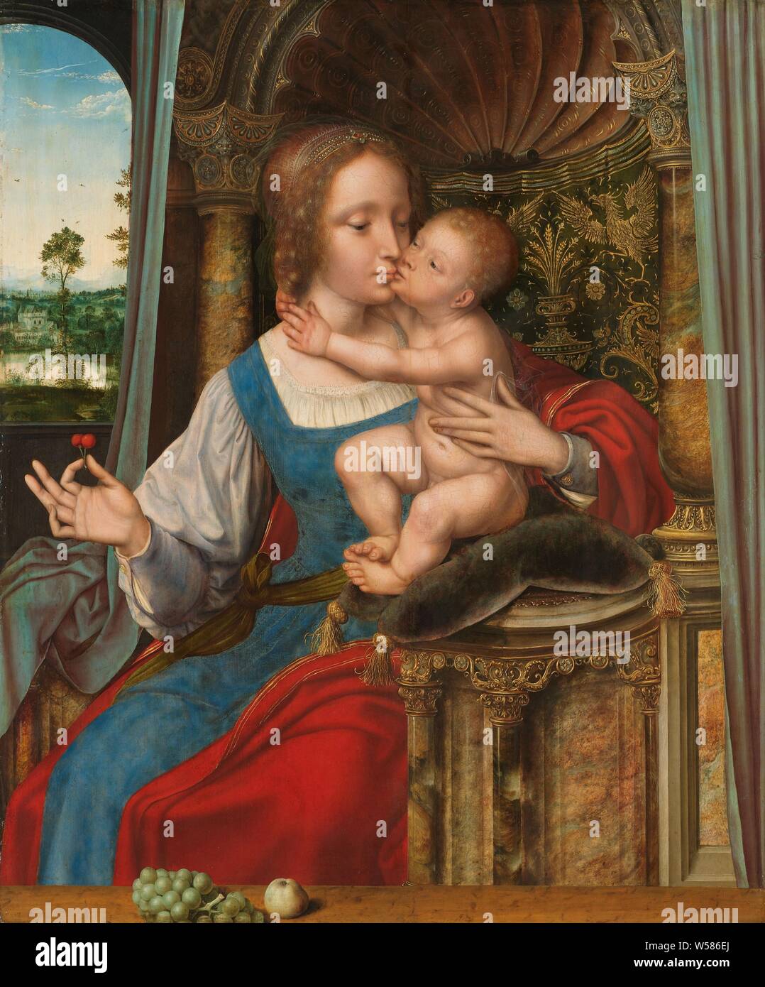Vierge à l'enfant, Maria avec enfant. Marie est assise sur un trône de marbre ornemental et embrasse l'enfant Jésus qui est assis sur un coussin sur un piédestal à côté d'elle. L'enfant a mis ses bras autour du cou de sa mère. Maria a deux cerises dans sa main droite, avec des raisins et une pomme sur la balustrade au premier plan. Vue d'un paysage à travers la fenêtre sur la gauche., Quinten Massijs (I) (atelier de), ch. 1525 - c. 1530, tableau de bord, de la peinture à l'huile (peinture), support : h 75,4 cm × w 62,9 cm taille de la vue : H 75 cm sightsize : w 62 cm section : h 110 cm × w 96,5 cm Banque D'Images