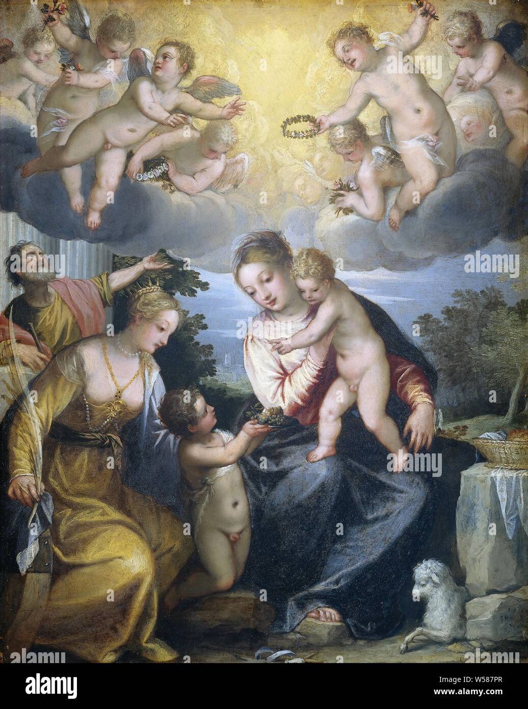 Vierge à l'enfant avec les jeunes Jean le Baptiste et de Saint Catherine, Marie avec l'enfant, sur la gauche le petit Jean le Baptiste et Saint Catherine offrant un plateau de fruits. Sur la gauche dans l'arrière-plan est Joseph, à droite est un agneau. Dans le ciel les anges sur des nuages avec des couronnes de fleurs., Hans Rottenhammer (I), 1604, le cuivre (métal), de la peinture à l'huile (peinture), h 35,5 cm × w 28 cm d 8,5 cm Banque D'Images