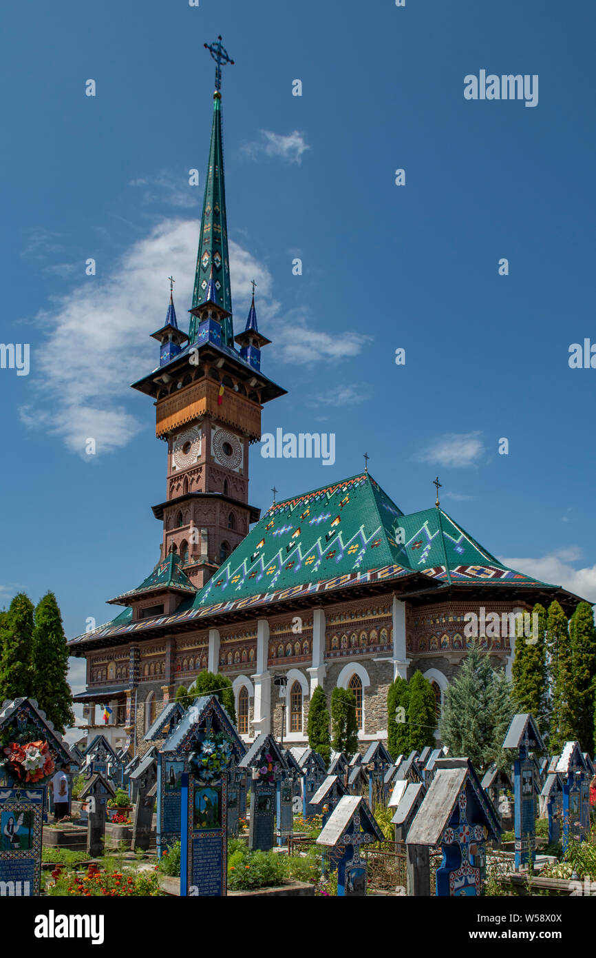 Cimetière Joyeux et de l'église de l'Assomption, Sapanta Maramures, Banque D'Images