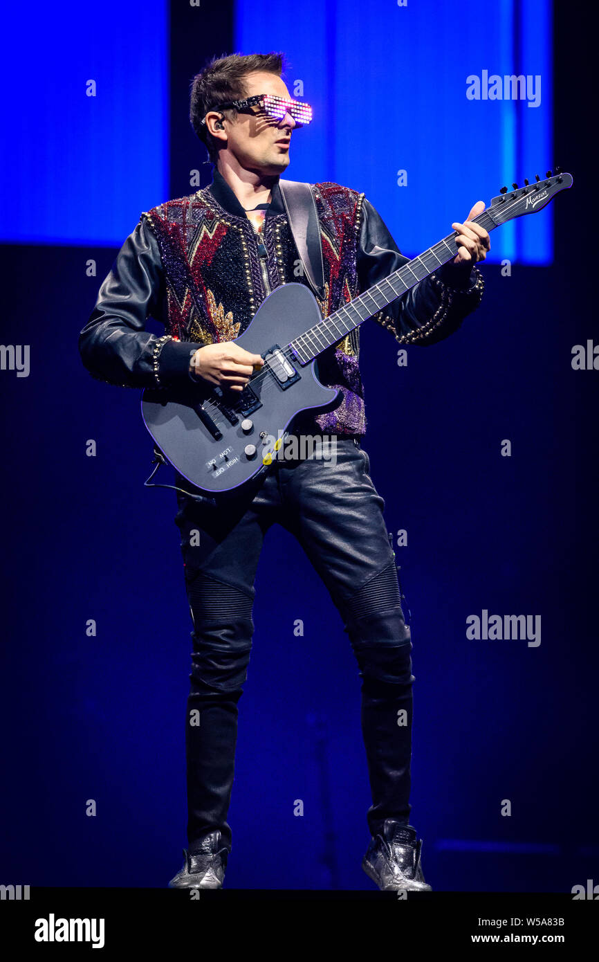 Matt Bellamy un chanteur principal du groupe de Rock Muse effectué un show à l'arena de la Banque Scotia à Toronto. Banque D'Images