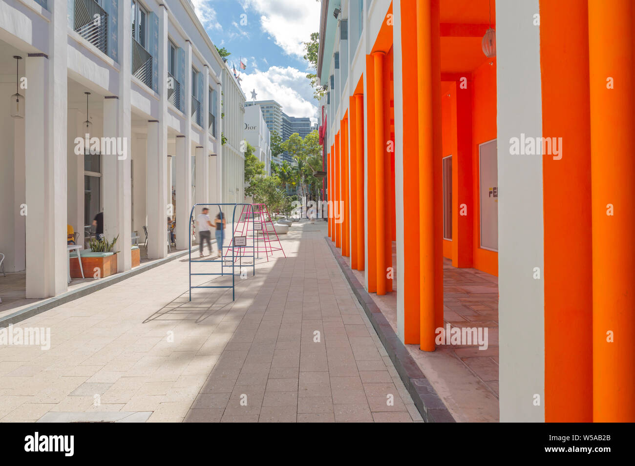 Allée couverte BOUTIQUE FENDI FENDI (©2018) PASEO PASSAGE PONTI (©SB ARCHITECTES 2018) MIAMI DESIGN DISTRICT MAIMI FLORIDA USA Banque D'Images