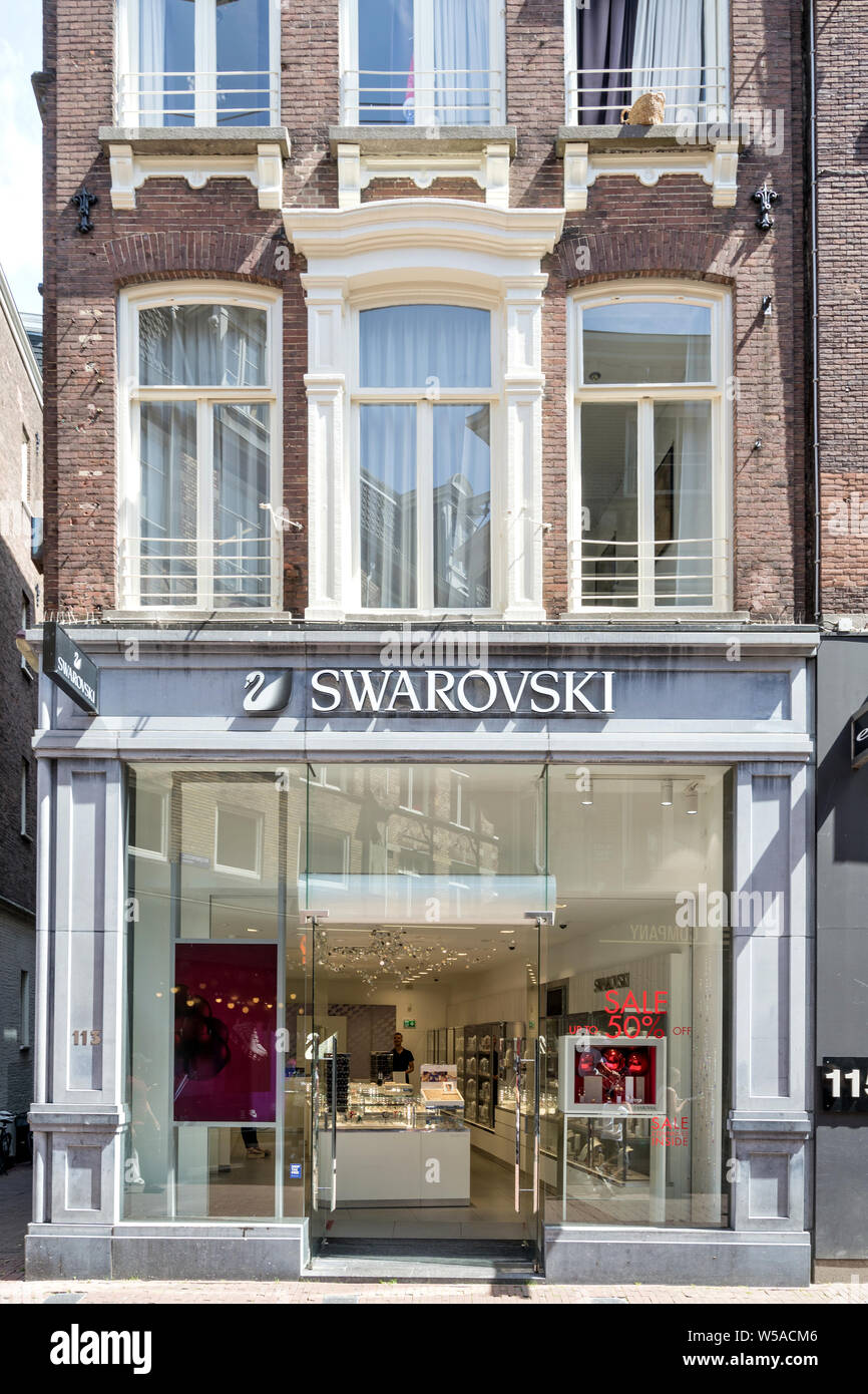Boutique Swarovski à Amsterdam, aux Pays-Bas. Swarovski est un producteur autrichien de verre au plomb (communément appelé crystal). Banque D'Images