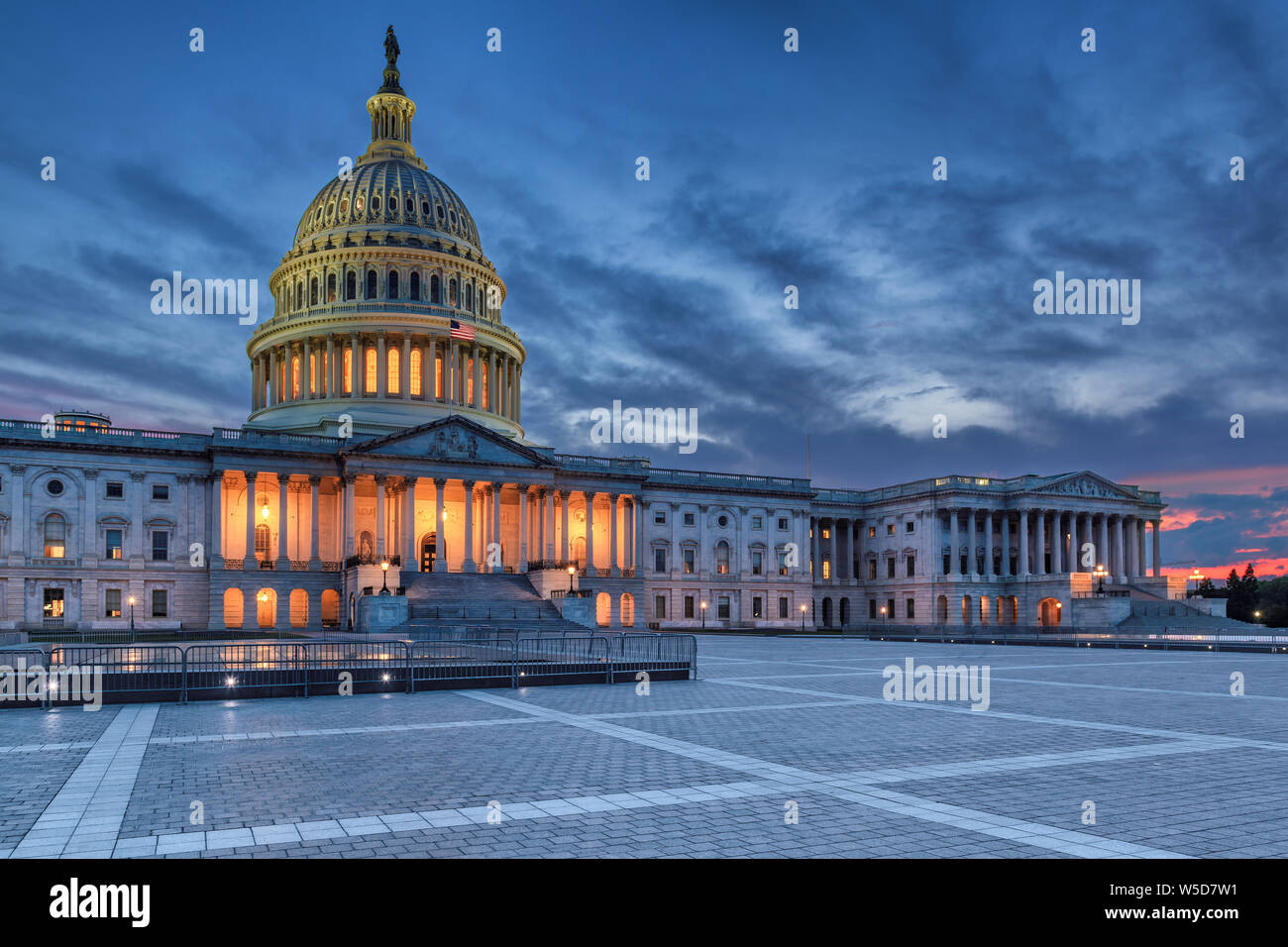Le United States Capitol building at night, Washington DC, USA. Banque D'Images