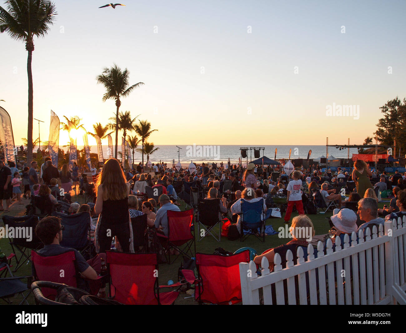 2018 Shinju Matsuri cérémonie de clôture à Cable Beach à Broome Australie occidentale. Banque D'Images