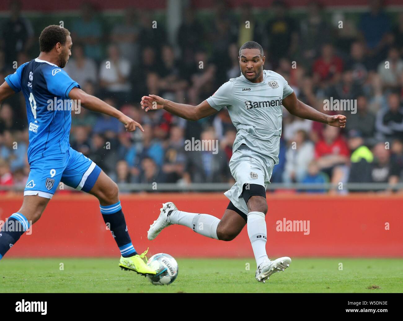 Firo : 28.07.2019, Football, 1.Bundesliga, la saison 2019/2020, test match, Bayer 04 Leverkusen - Heracles Almelo Jonathan TAH, Leverkusen, à droite, dans le monde d'utilisation | Banque D'Images