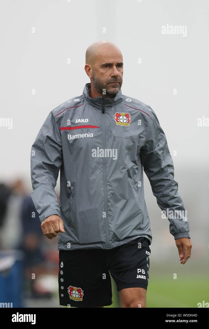 Firo : 28.07.2019, Football, 1.Bundesliga, la saison 2019/2020, test match, Bayer 04 Leverkusen - Heracles Almelo coach Peter Bosz, Leverkusen, Enttauschung | conditions dans le monde entier Banque D'Images