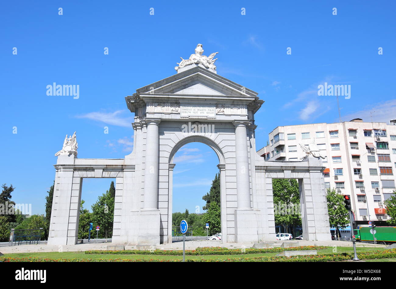 Puerta de San Vicente gate Madrid Espagne Banque D'Images