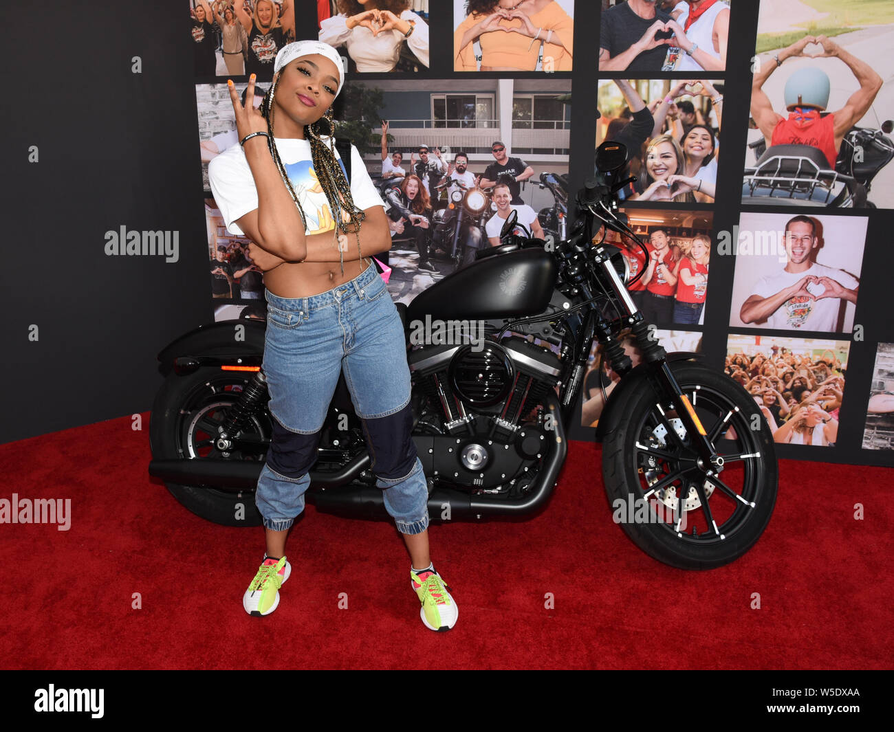 Ajiona Alexus assiste à la 10e anniversaire de Kiehl's pour LifeRide l'amfAR au profit de la recherche sur le VIH/SIDA dans la région de Century City à Westfield Century City à Century City le 27 juillet 2019. Banque D'Images