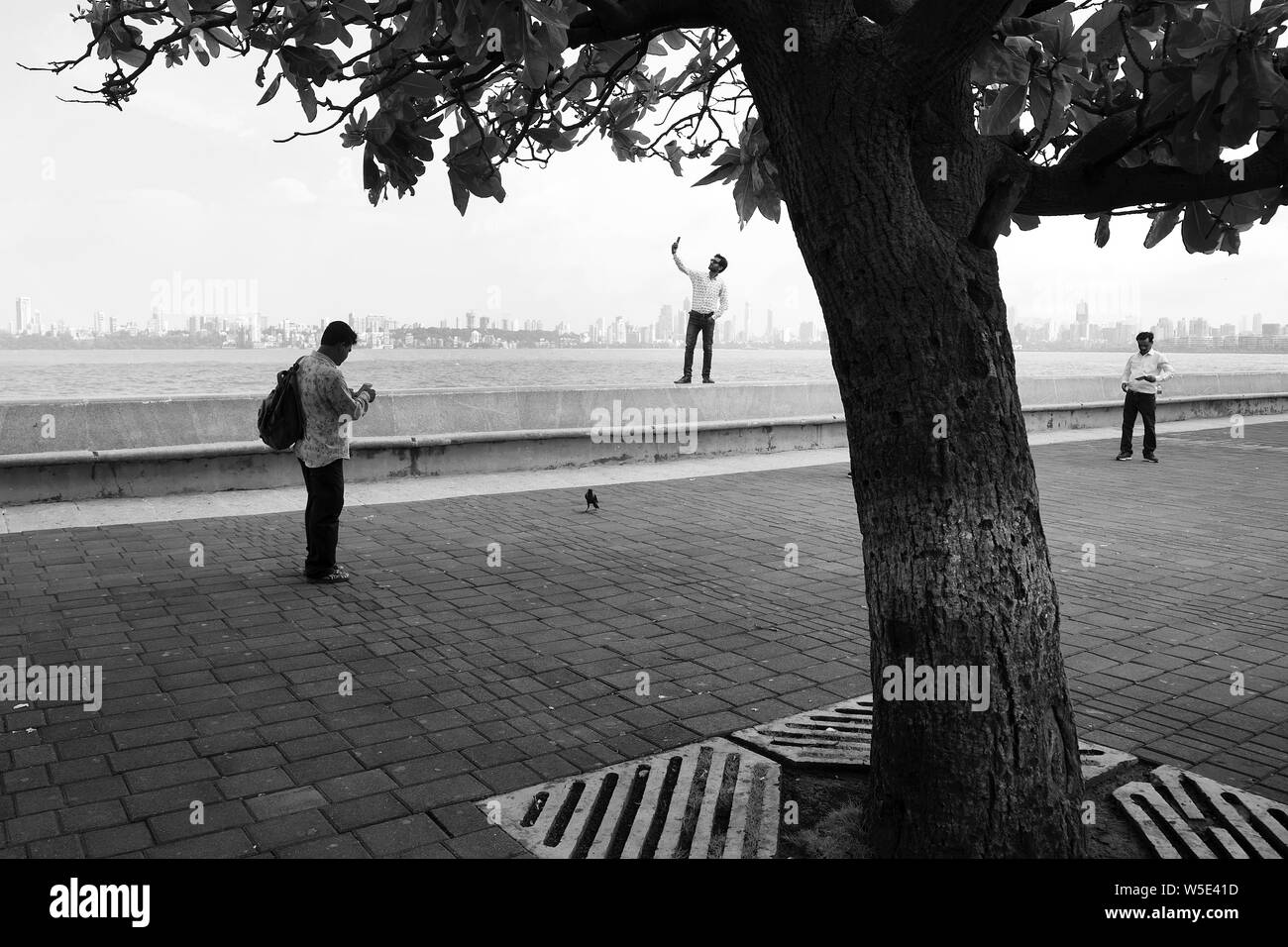 L'image de la vie de la rue de Nariman Point et skyline de Marine Drive, Nariman Point, Mumbai, Inde Banque D'Images