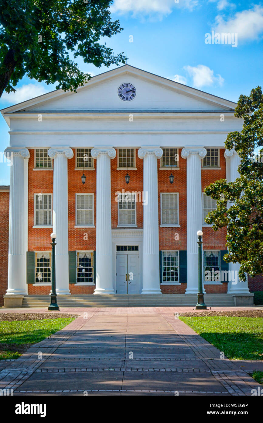 Le Lyceum bâtiment était la vue d'un affrontement sanglant de droits civils en 1962 sur le campus de l'Ole Miss à l'Université du Mississippi, Oxford, MS Banque D'Images