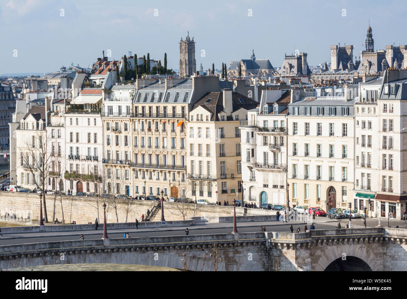 Portrait de Pont de la Tournelle et la Seine à partir du haut de l'Institut du Monde Arabe, Paris Banque D'Images