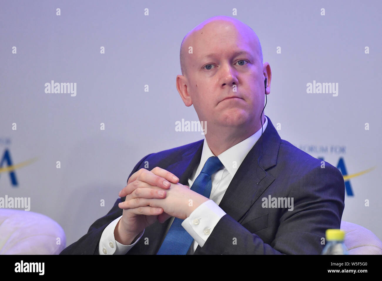 Richard Amor, chef de la mise en Œuvre et du développement des affaires de Banque européenne d'investissement (BEI), assiste à la "Deep Blue : le familier inconnu' session Banque D'Images