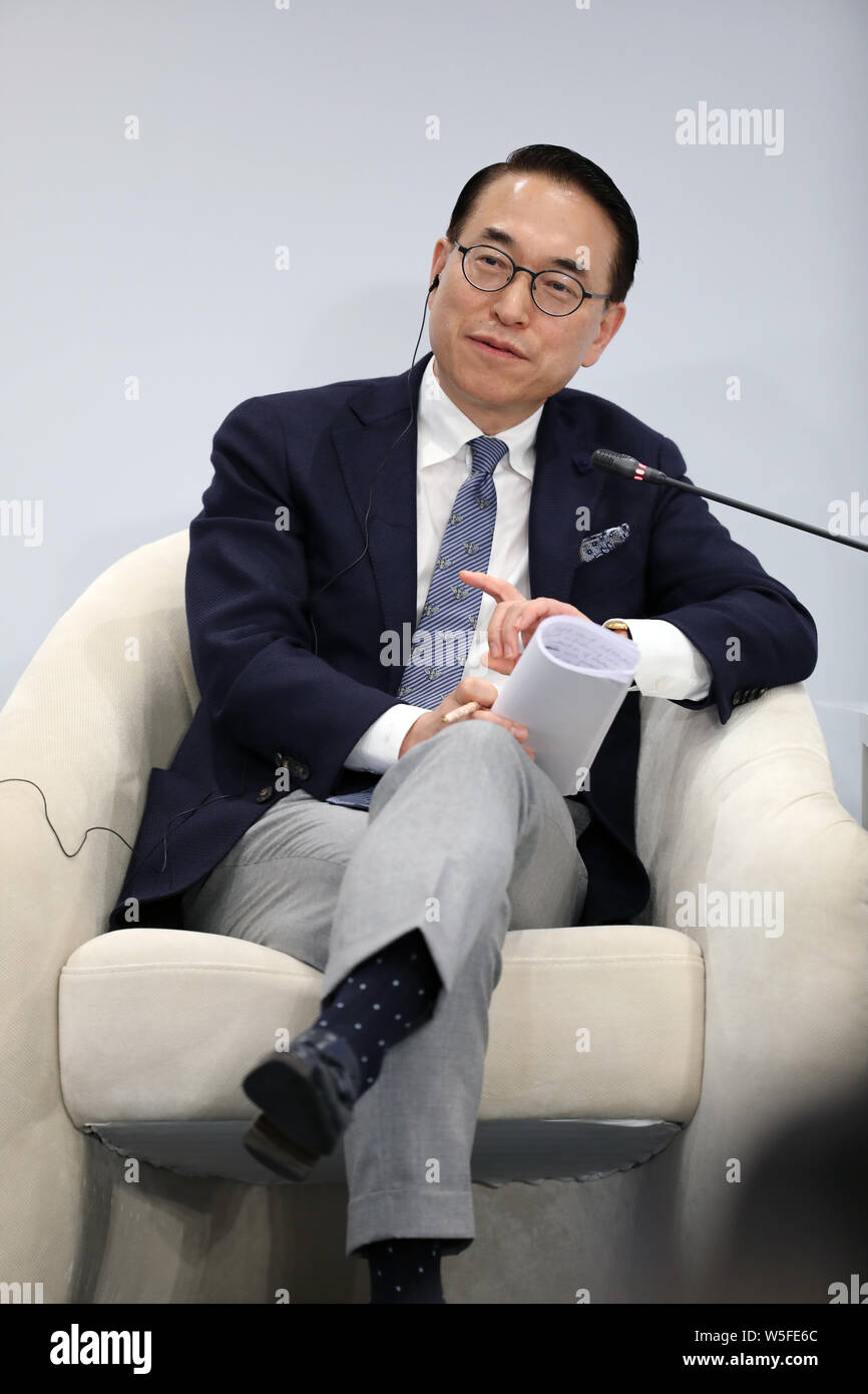 Won-Pyo Hong, président et PDG de Samsung SDS, assiste à la 'Data : un potentiel inexploité pendant la session des Bonanza Forum de Boao pour l'Asie Conférence annuelle 2019 Banque D'Images