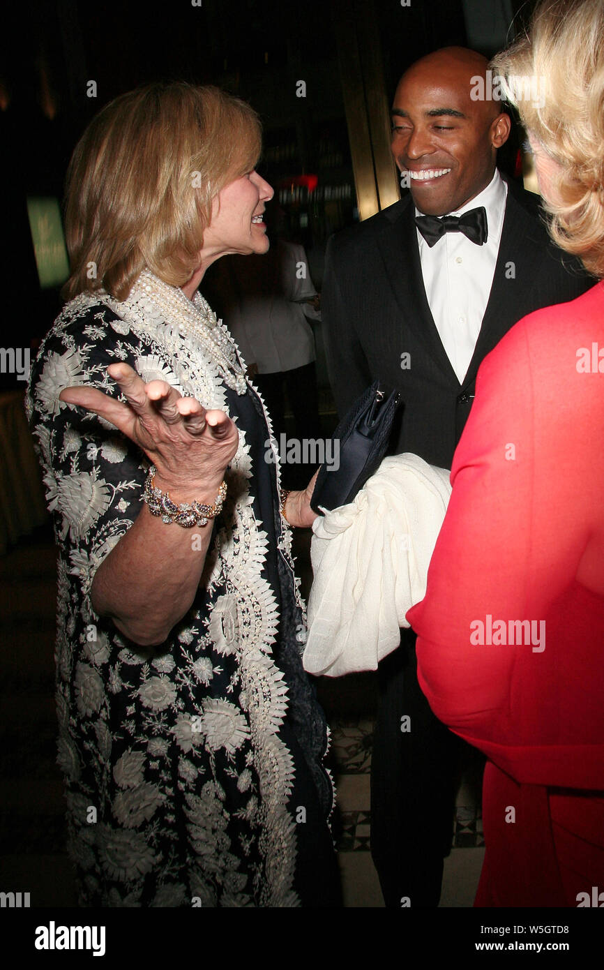 New York, USA. 12 mai, 2008. Laurie Tisch, Tiki Barber à la Harvard Business School Club of New York's 41st Annual Leadership Dîner au Cipriani 42nd Street. Crédit : Steve Mack/Alamy Banque D'Images