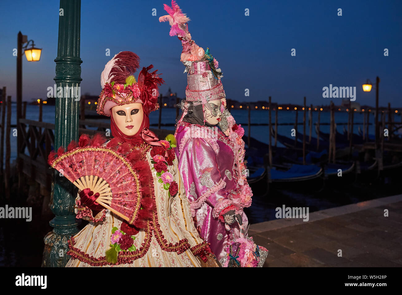 Les masques de Venise en Italie. Banque D'Images