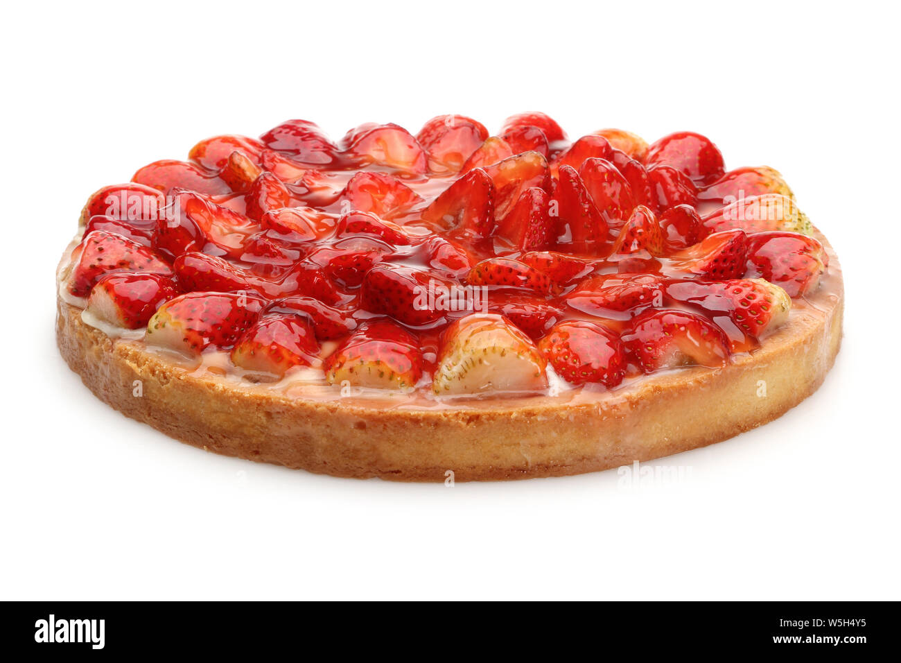 Tarte aux fraises isolé sur fond blanc Banque D'Images Tarte aux fraises isolé sur fond blanc Banque D'Images