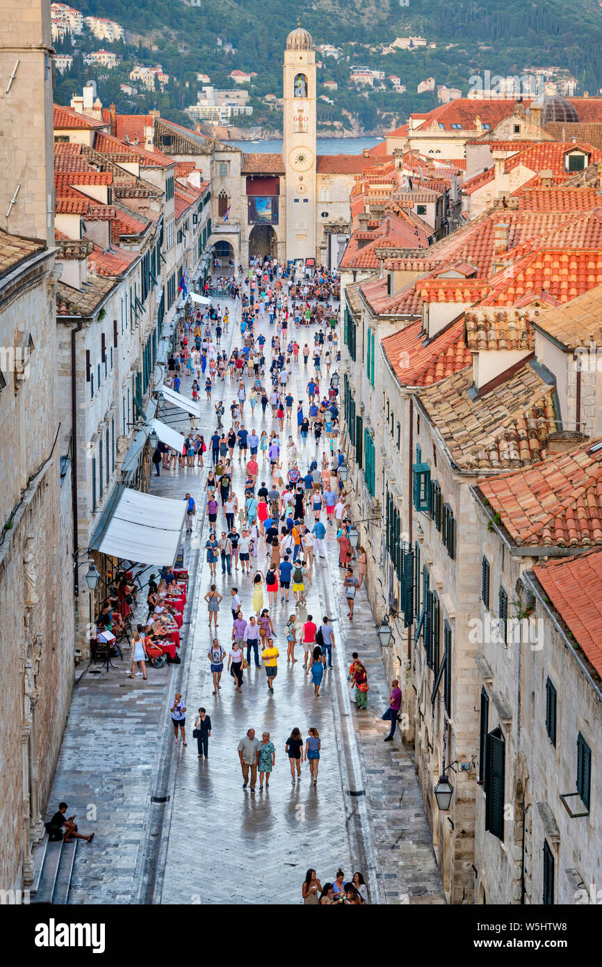 La rue principale de Dubrovnik ou Stradun ou Placa, Croatie Banque D'Images