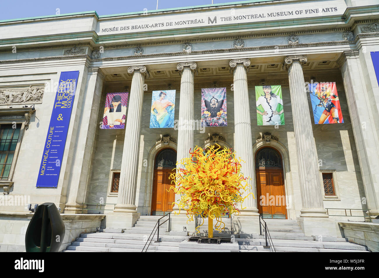 Musée des Beaux-Arts de Montréal, Québec, Canada, le vieux Montréal, voir des bâtiments et gratte-ciel dans la grande ville française et anglaise. Banque D'Images