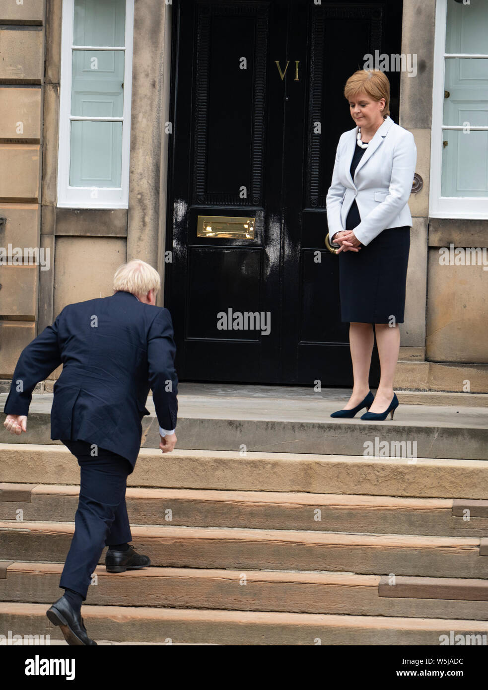 Edinburgh, Ecosse, Royaume-Uni. 29 juillet, 2019. Premier ministre Boris Johnson rencontre le Premier Ministre de l'Écosse Nicola Sturgeon de Bute House à Édimbourg sur sa visite en Ecosse. Credit : Iain Masterton/Alamy Live News Banque D'Images