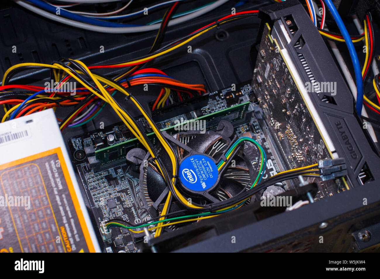 Inside pc motherboard cpu ram Banque de photographies et d’images à