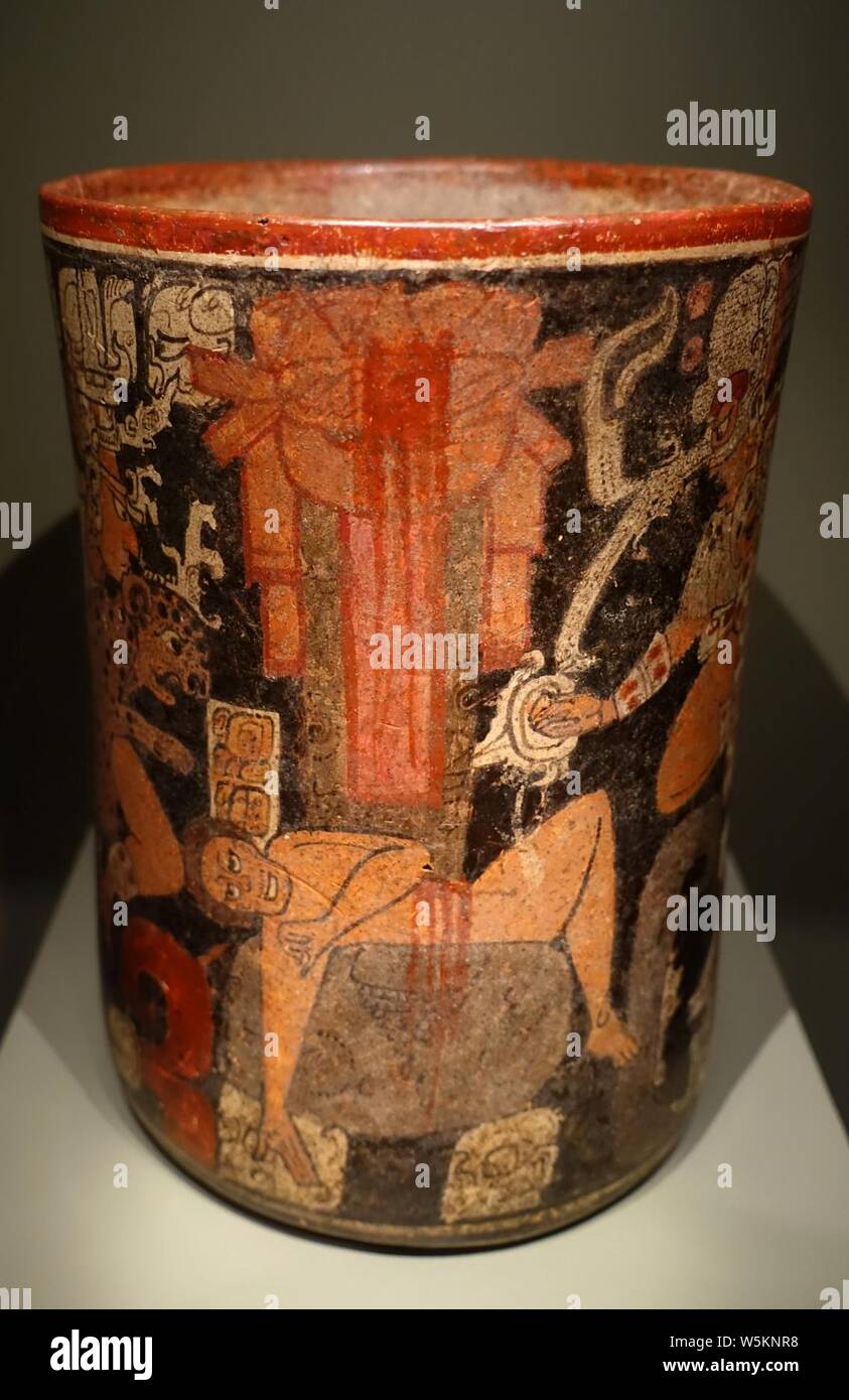 Cuve cylindrique avec scène sacrificielle, Maya, le Guatemala ou le Mexique, période classique), ch. AD 600-850, céramique Banque D'Images