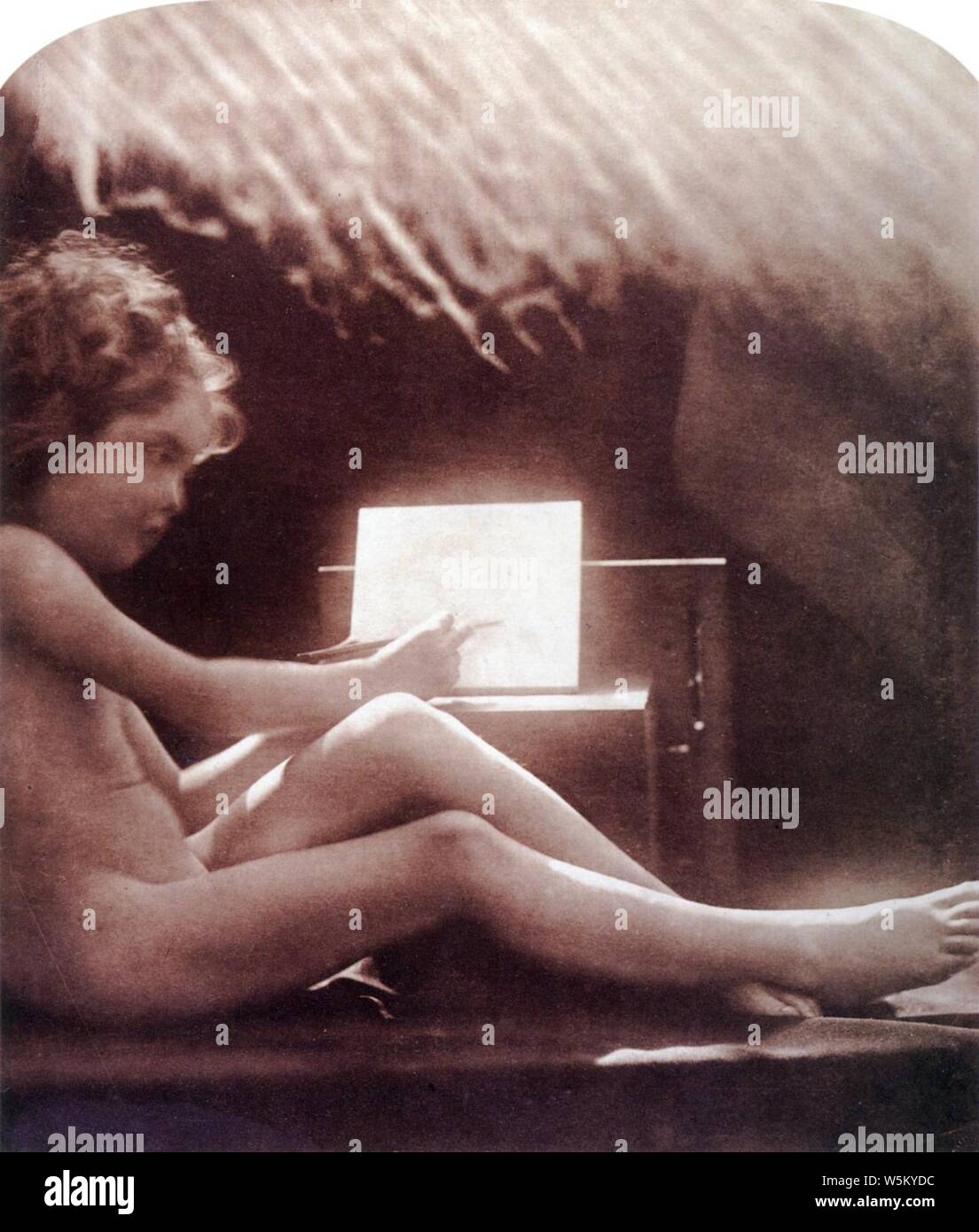 Cupid's crayon de lumière, par Julia Margaret Cameron. Banque D'Images