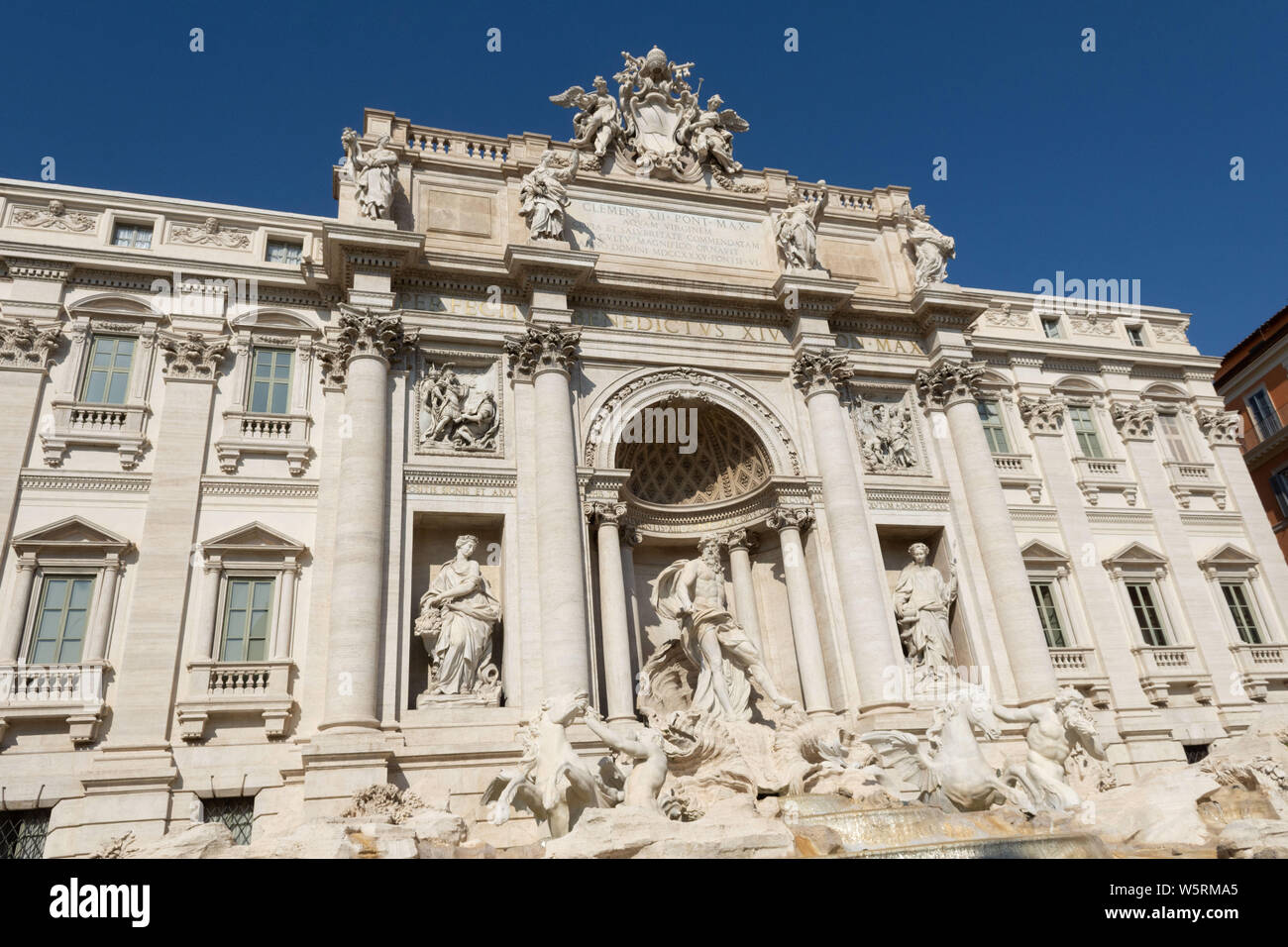 Italie, Rome : la Fontaine de Trevi, datant du xviiième siècle et inscrit comme site du patrimoine mondial de l'UNESCO Banque D'Images