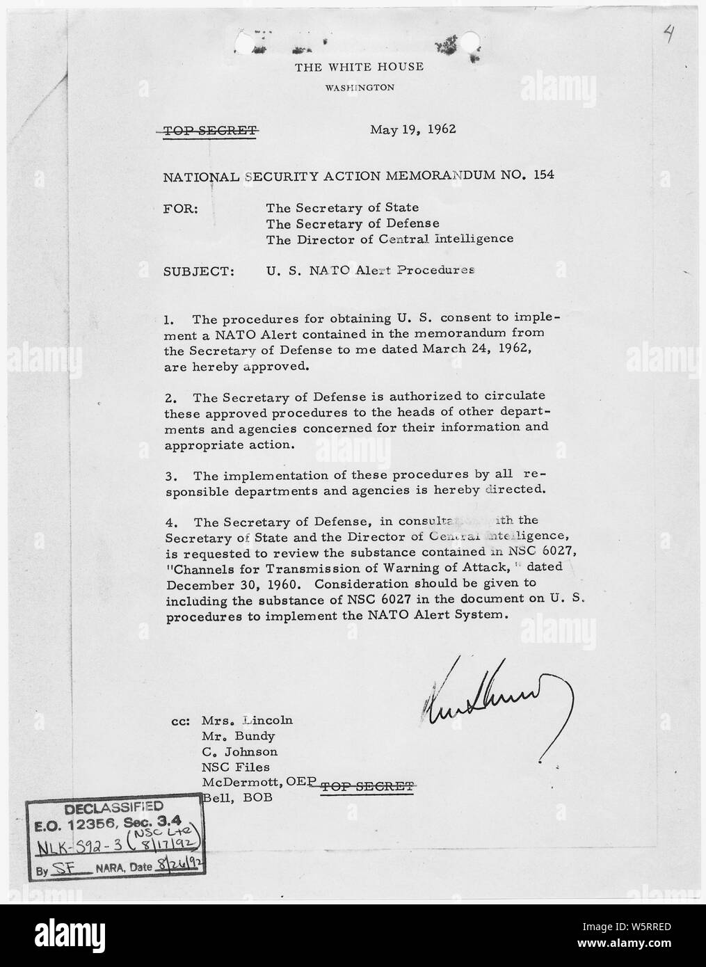 Action de sécurité nationale Note n° 154 Procédures d'alerte de l'OTAN NOUS ; la portée et contenu : Note pour le secrétaire d'État, le secrétaire à la défense, directeur, Central Intelligence Agency des États-Unis sur les procédures d'alerte de l'OTAN. Banque D'Images