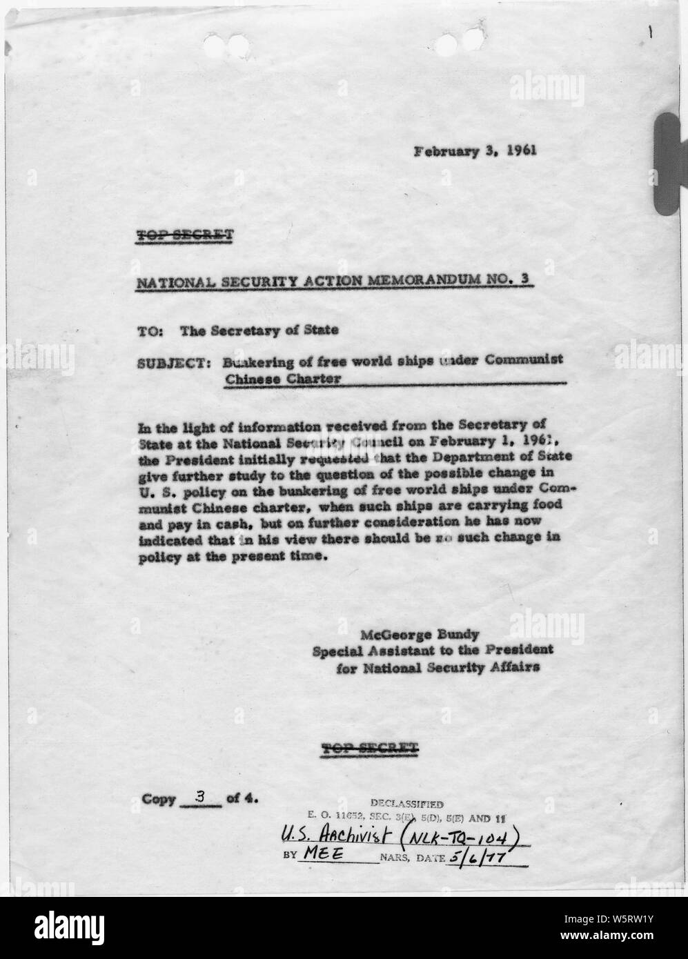 Action de sécurité nationale Note n° 3 de soutage des navires du monde libre sous le régime communiste chinois Charte ; Portée et contenu : Mémorandum pour le secrétaire d'État sur la politique de l'administration vers les navires de ravitaillement sous Chinois charte. Banque D'Images