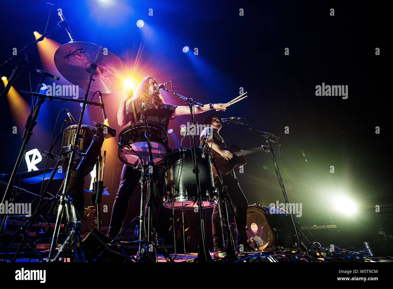 Danemark, copenhague - Juillet 28th, 2019. Le duo pop folk australienne Pierce Brothers effectue un concert live à KB Hallen à Copenhague. (Photo crédit : Gonzales Photo - Peter Troest). Banque D'Images