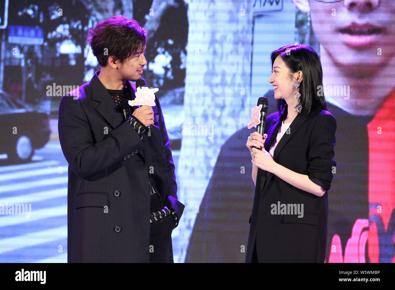 L'actrice chinoise Jing Tian, droite, et acteur taiwanais Chen Bolin