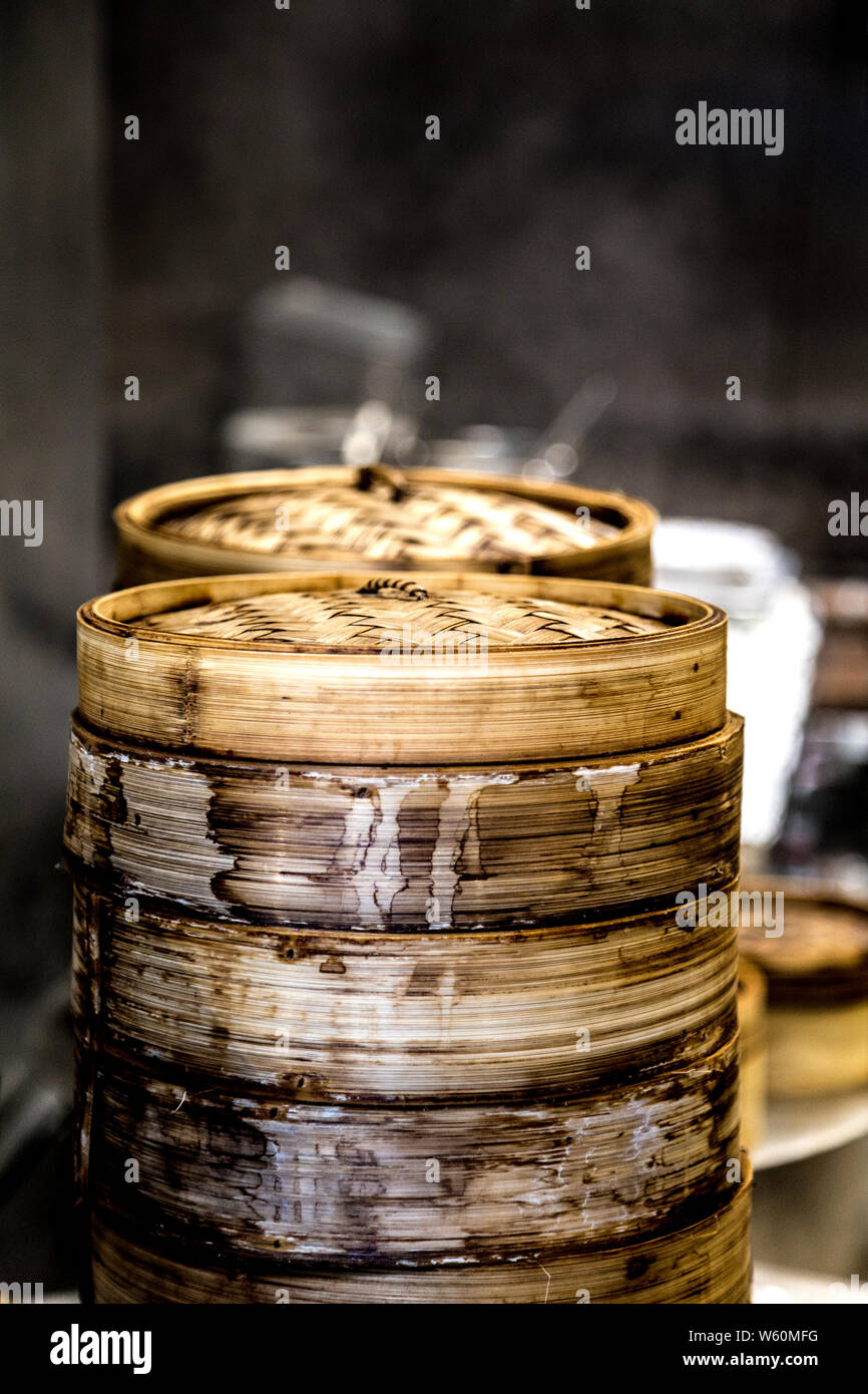 Le bambou vapeur à l'Baozi Inn Chinese street food, Market Hall, London, UK Banque D'Images