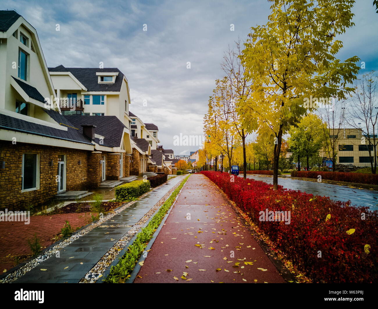 Vue de l'Erdao Chongtou ville près de la montagne mont Paektu ou la montagne Changbai à Yanbian préfecture autonome coréenne du nord-est de la Chine, la province de Jilin Banque D'Images
