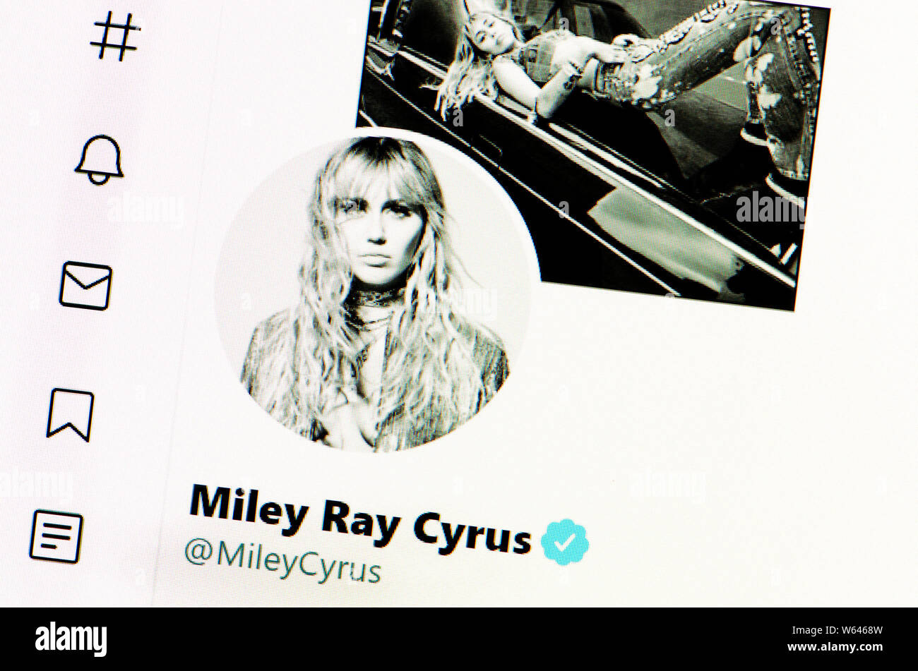 La page Twitter (juillet 2019) Miley Cirus Ray - Chanteur, auteur-compositeur, actrice et Banque D'Images