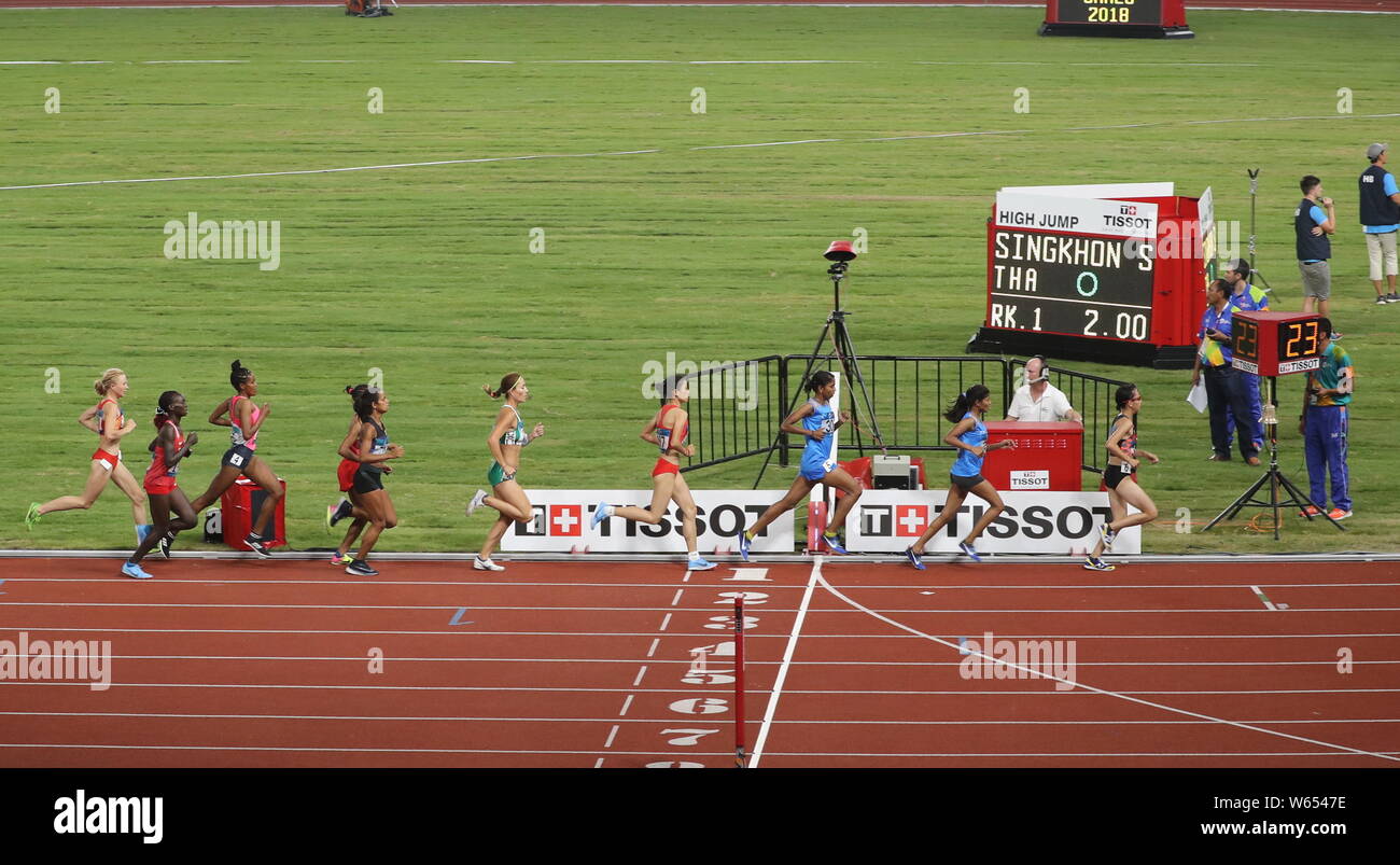 Participants La concurrence sur le 10 000m femmes finale de la compétition d'athlétisme au cours de la 2018 Jeux Asiatiques, officiellement connu sous le nom de 18e Jeux asiatiques et Banque D'Images