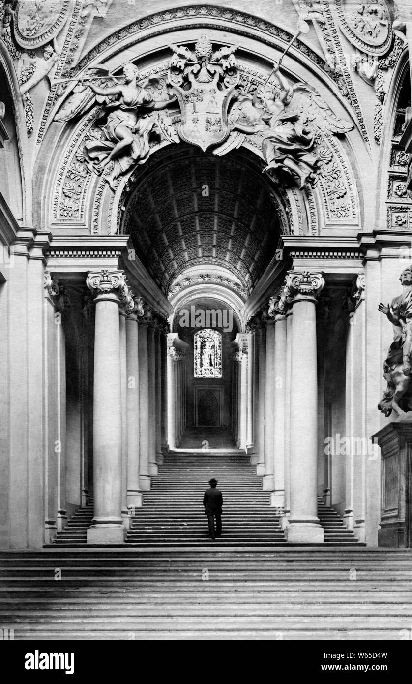 Scala regia par Gian Lorenzo Bernini, palazzo apostolico di, 1900-10 Banque D'Images