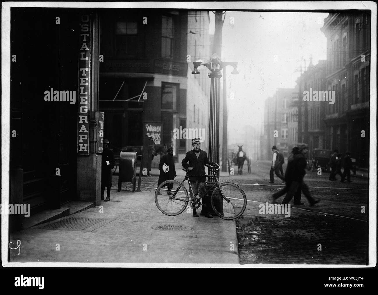 George Christopher, Postal Tél. De 14 ans. Depuis plus de 3 ans. Ne pas travailler de nuit. Nashville, Tenn. Banque D'Images