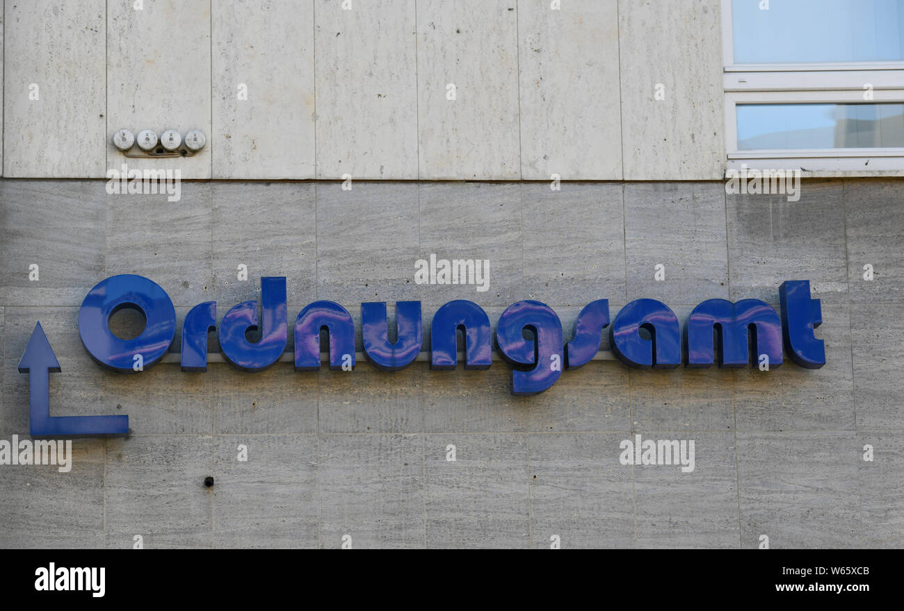 Ordnungsamt, Rathaus Wilmersdorf, Hohenzollerndamm 177, Wilmersdorf, Berlin, Deutschland Banque D'Images