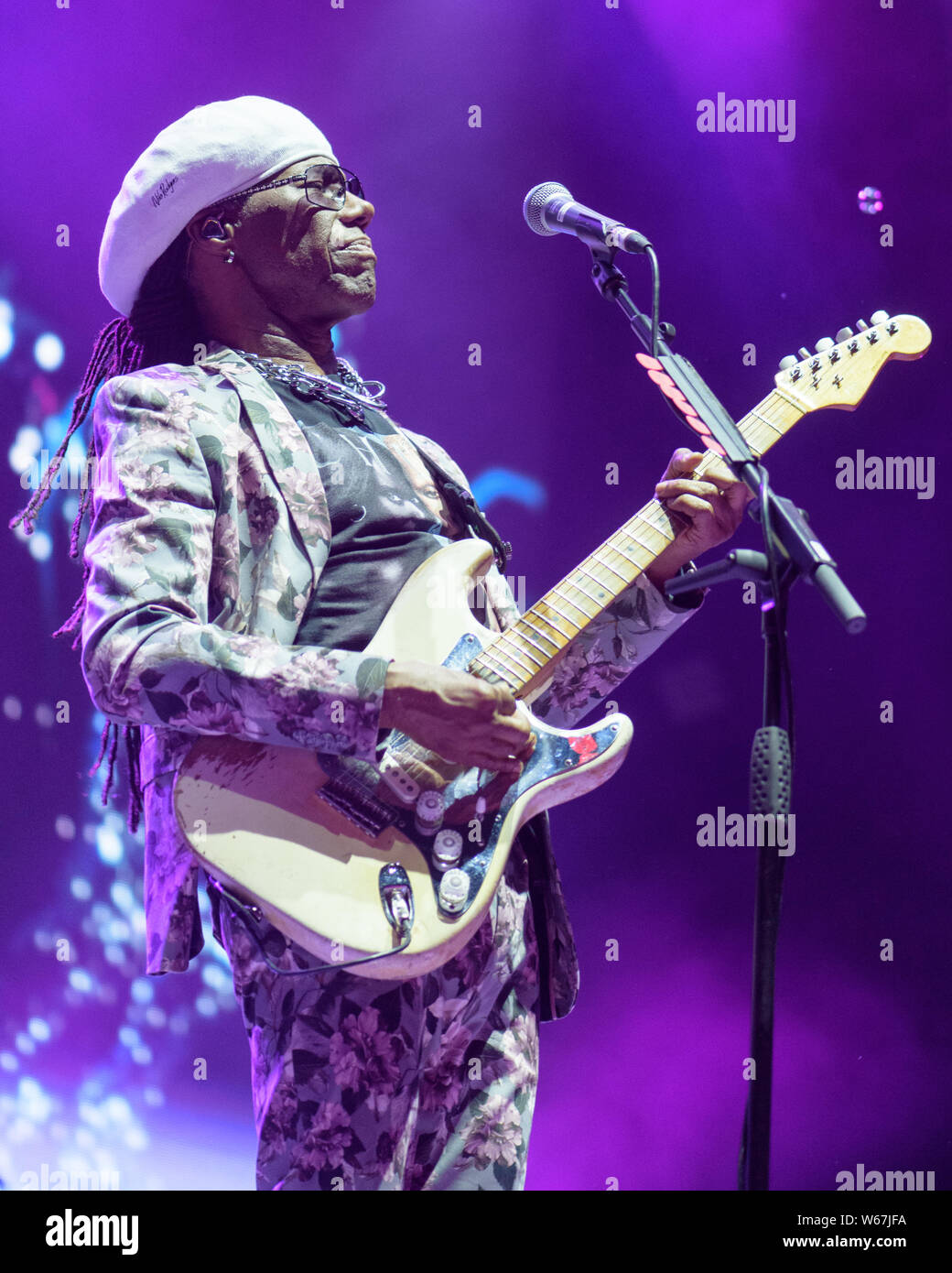 Chic et Nile Rodgers au Festival 2019 de l'organisation du camp, château de Lulworth Banque D'Images